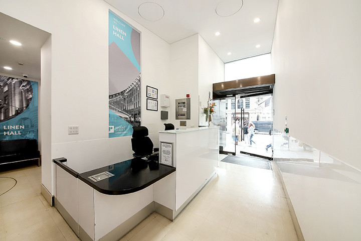 162-168 Regent St, London for rent - Lobby - Image 3 of 11