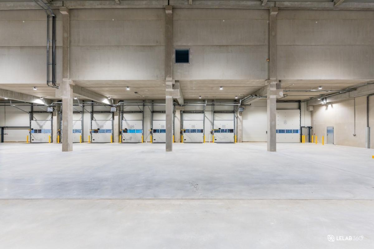 Industrial in Conflans-Sainte-Honorine to rent Interior Photo- Image 1 of 8
