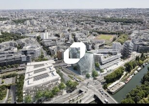 Issy-les-Moulineaux - Aerial map view