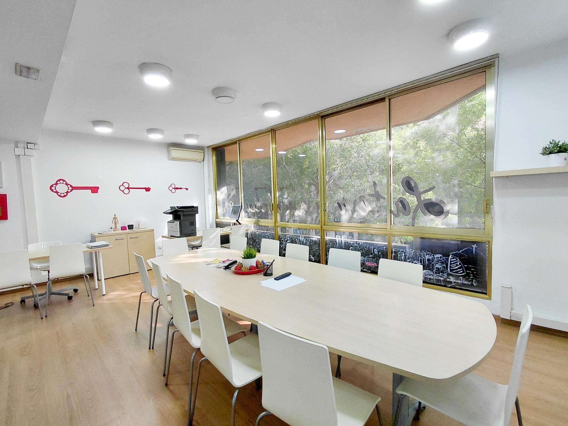 Office in Barcelona, Barcelona to rent Interior Photo- Image 1 of 6
