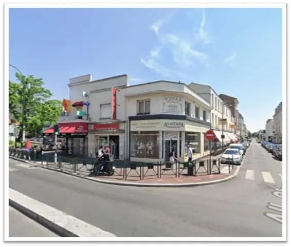 Location Commerce 140 m² - Photo 1