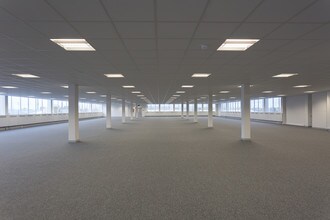 Thynne St, Bolton to rent Interior Photo- Image 1 of 3