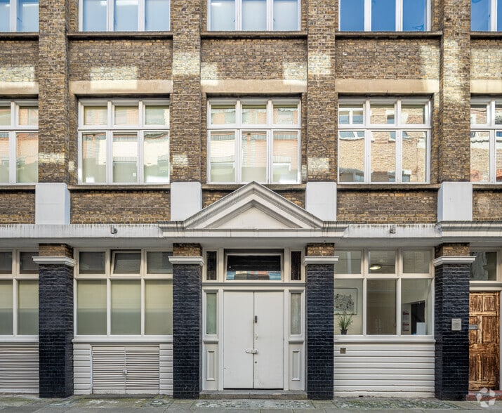 14-15 Newbury St, London to rent - Building Photo - Image 2 of 40