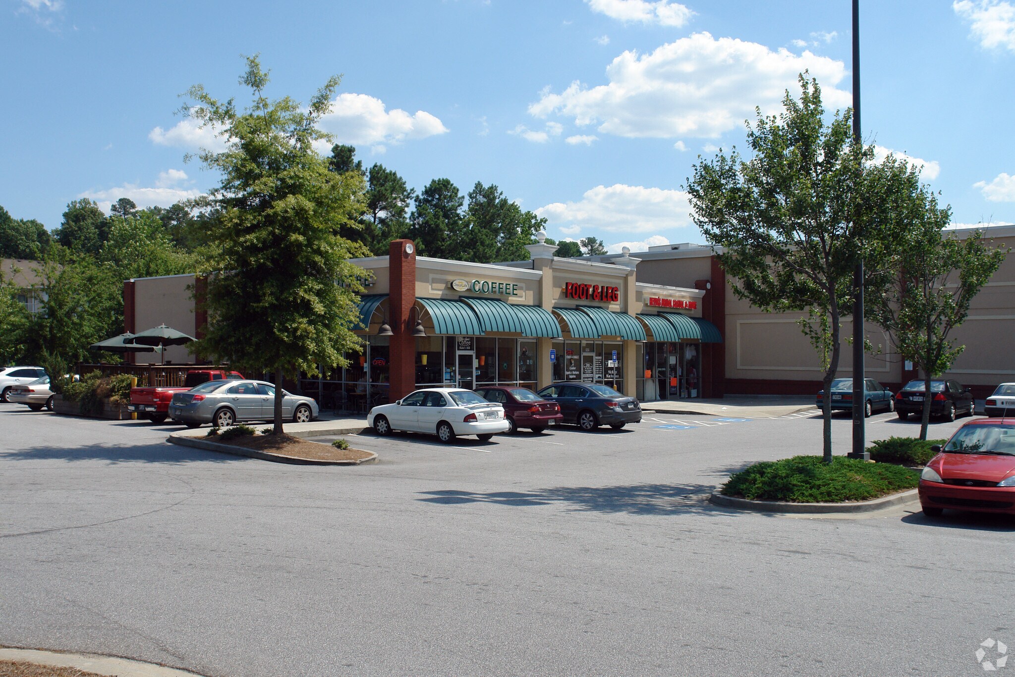 25582566 Shallowford Rd NE, Atlanta 30345 Shallowford Exchange