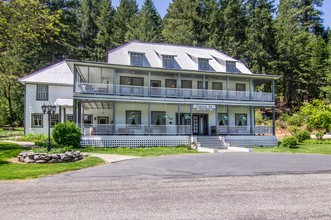 581 Carrville Loop Rd, Trinity Center, CA for sale Primary Photo- Image 1 of 1