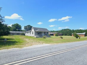 1814 Hickory Grove rd, Williamston, NC for sale Primary Photo- Image 1 of 37