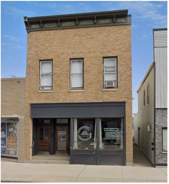 136 E 2nd St, Kaukauna, WI for sale Building Photo- Image 1 of 12