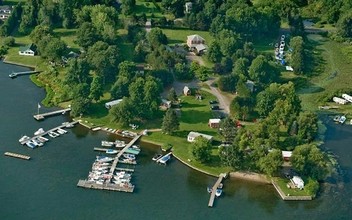 14424 W Bay Rd, Sterling, NY for sale Primary Photo- Image 1 of 1