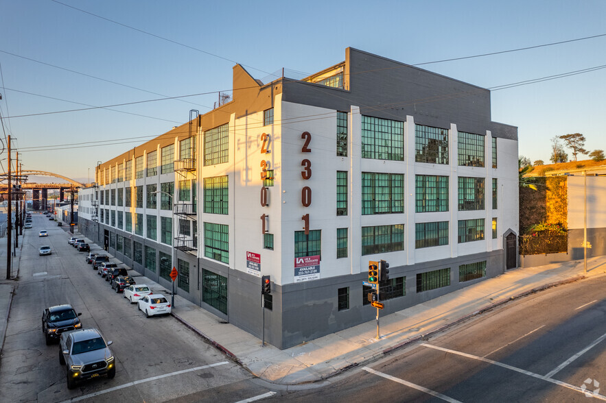 2301 E 7th St, Los Angeles, CA for rent - Primary Photo - Image 1 of 42