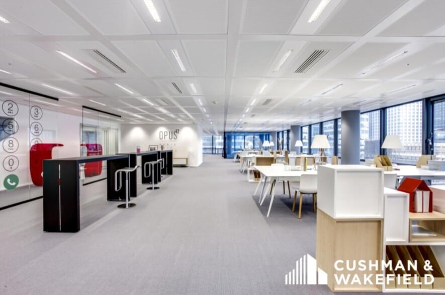 Office in Puteaux to rent - Building Photo - Image 2 of 18