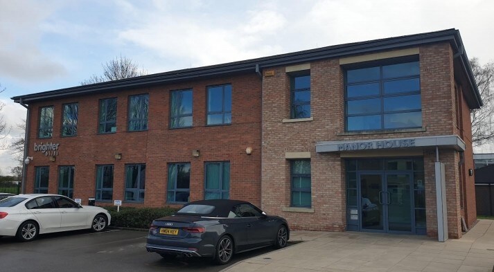 Manor Ln, Crewe for sale - Primary Photo - Image 1 of 1