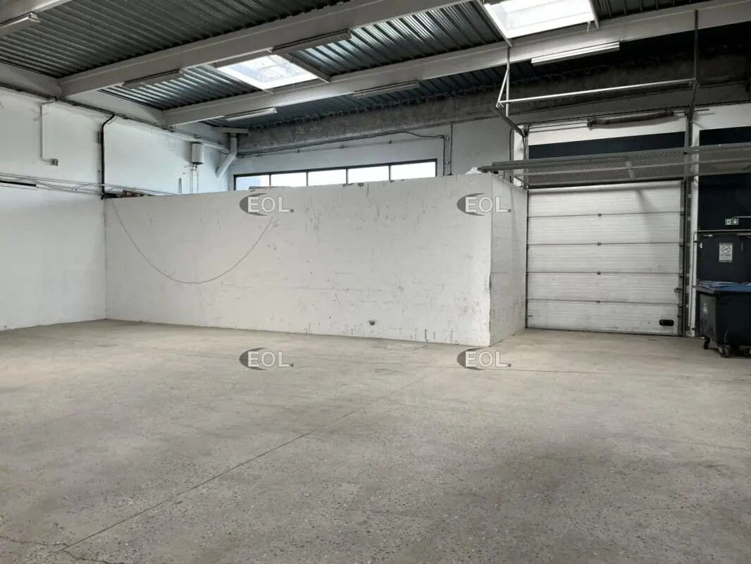 Light Industrial in Gennevilliers to rent Building Photo- Image 1 of 5