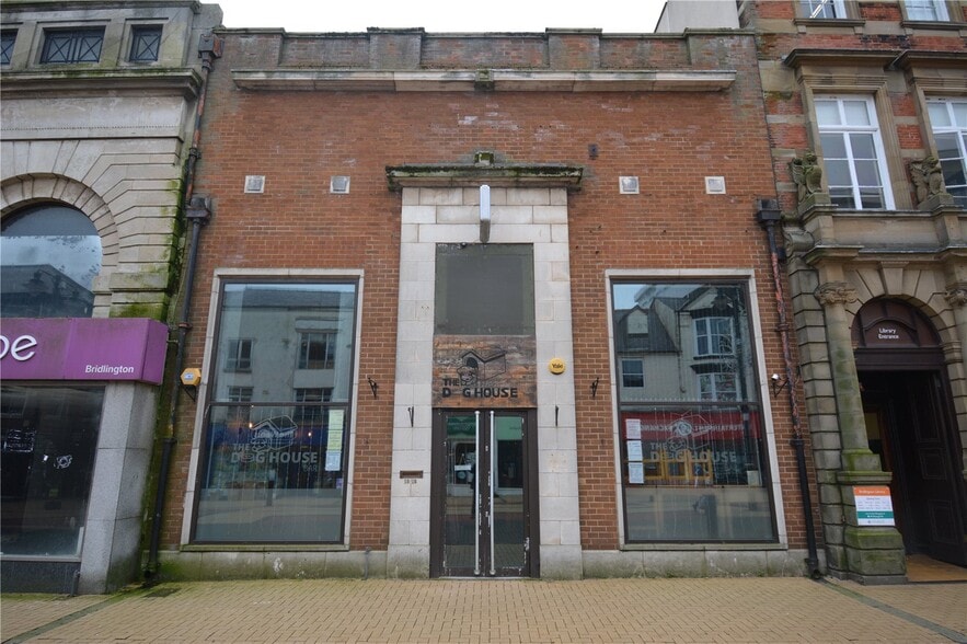 16-18 King St, Bridlington to rent - Building Photo - Image 3 of 3