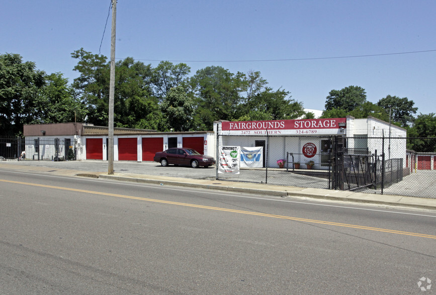 2472 Southern Ave, Memphis, TN for sale - Building Photo - Image 1 of 6