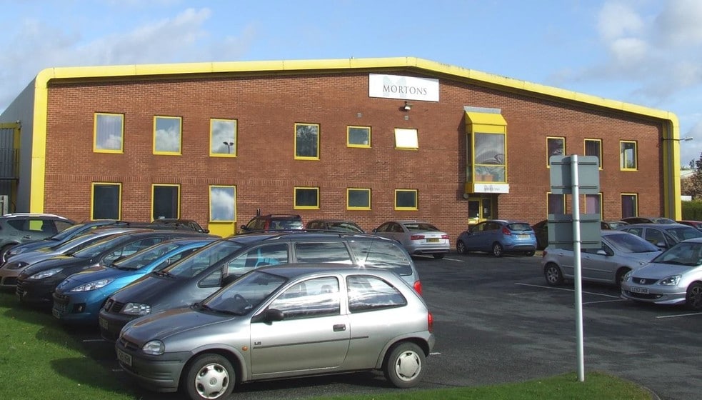 Holmes Way, Horncastle for sale - Primary Photo - Image 1 of 1