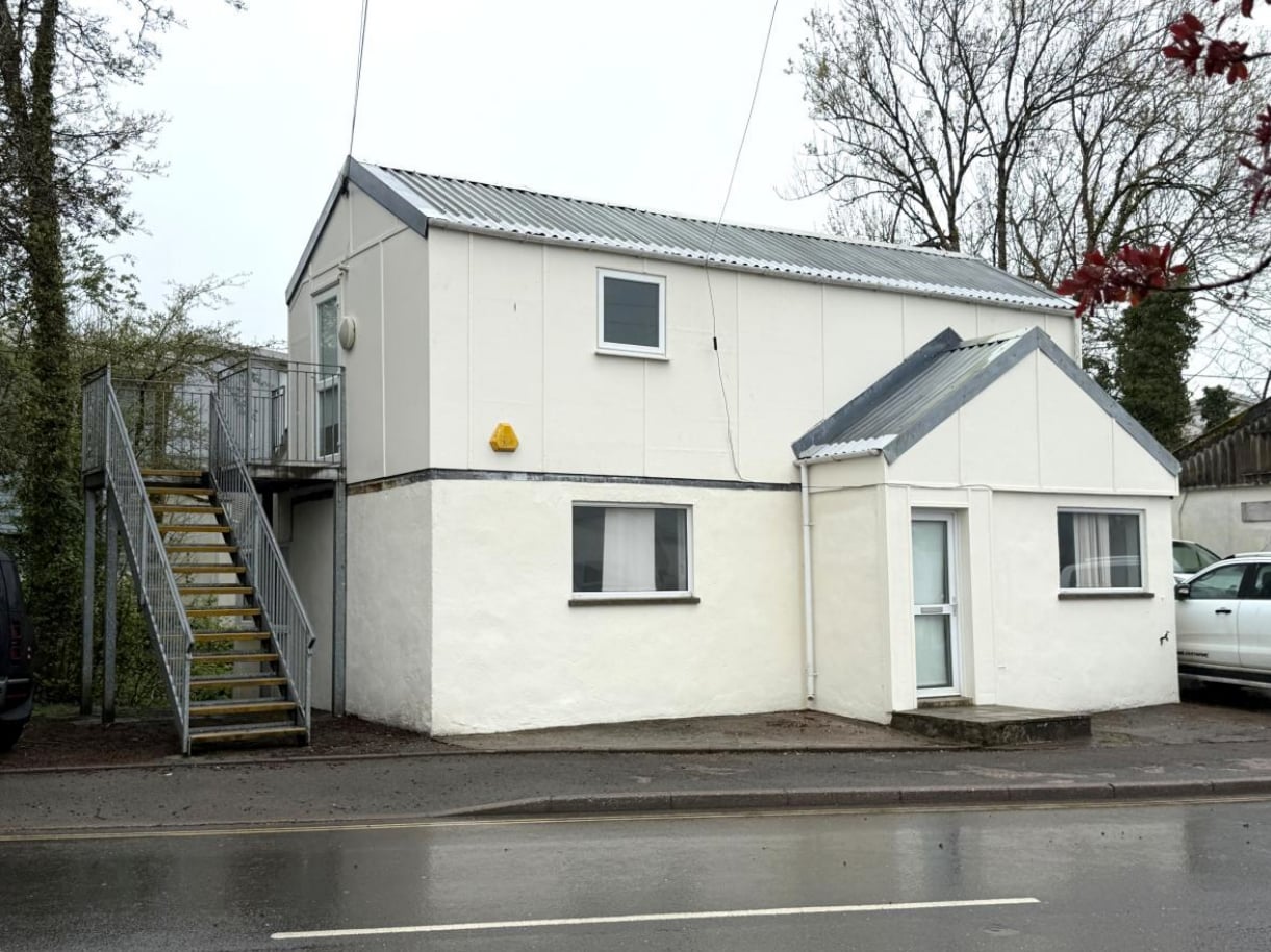 Babbage Rd, Totnes for sale Primary Photo- Image 1 of 3