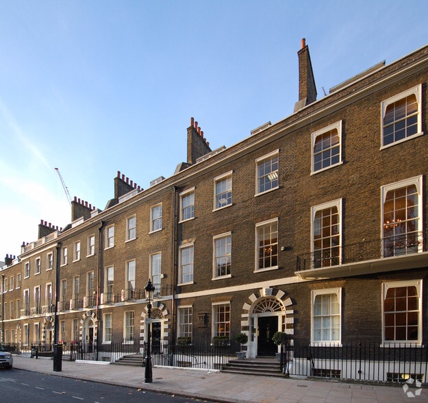 22 Bedford Sq, London to rent - Building Photo - Image 2 of 3