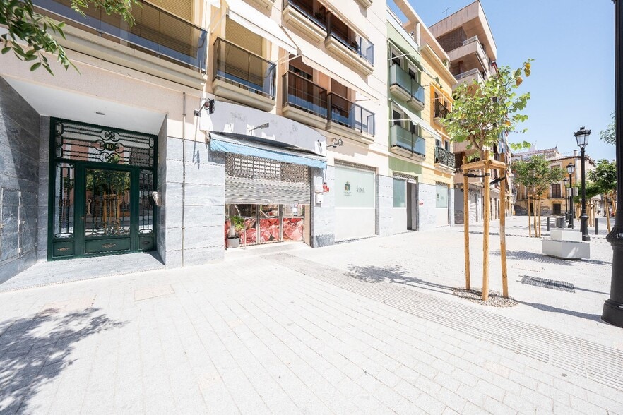 Retail in Orihuela for sale - Building Photo - Image 1 of 7