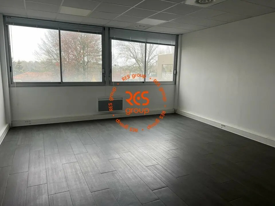 Vente Bureaux 44 m² - Photo 1