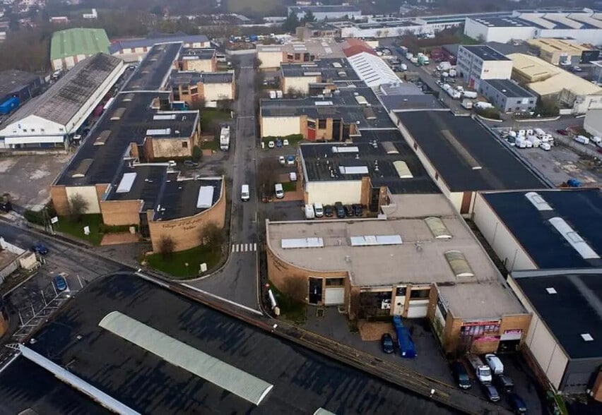 Rue Jacques Robert, Le Thillay to rent - Aerial - Image 1 of 2
