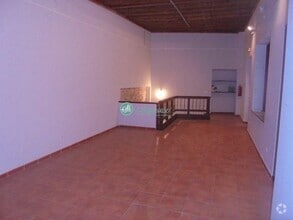 Retail in Segovia, Segovia to rent Interior Photo- Image 2 of 5