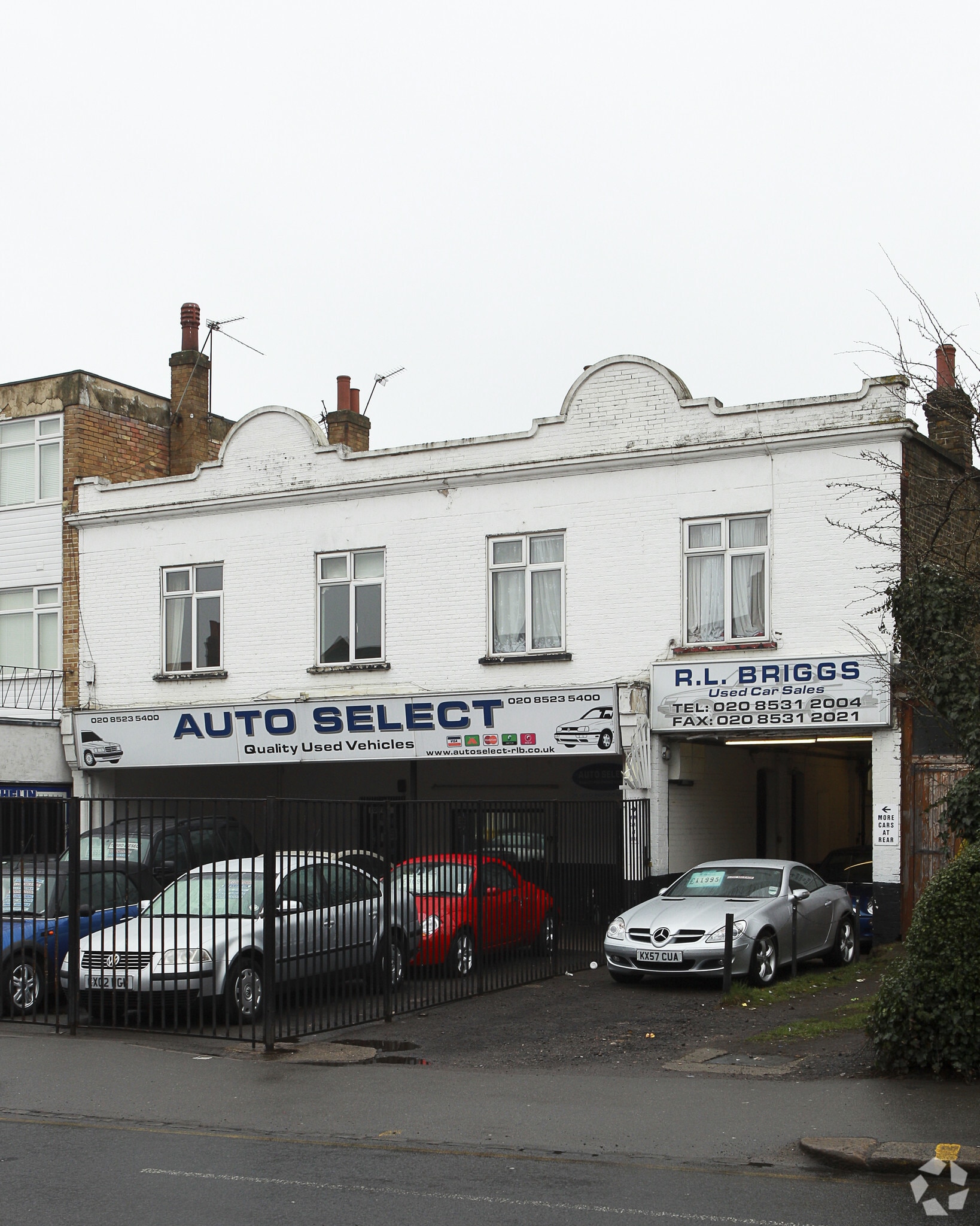 24-26 Chingford Mount Rd, London for sale Primary Photo- Image 1 of 4
