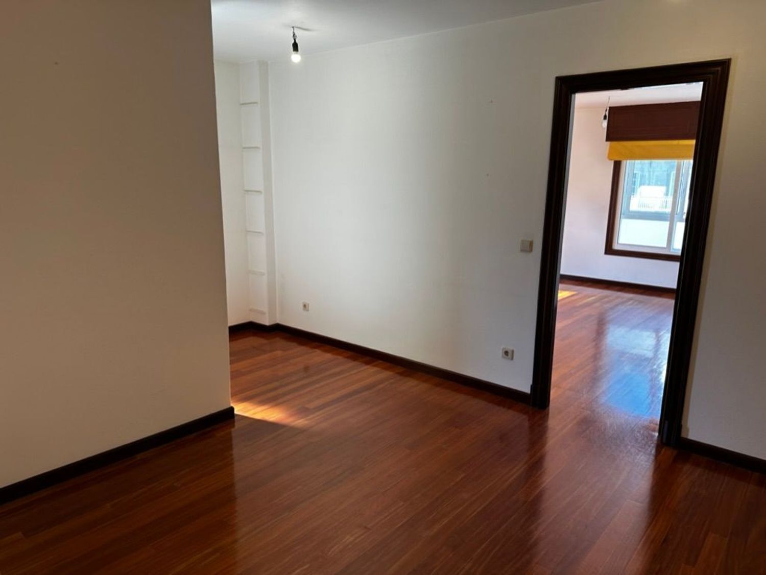 Office in Vigo, Pontevedra to rent Interior Photo- Image 1 of 5
