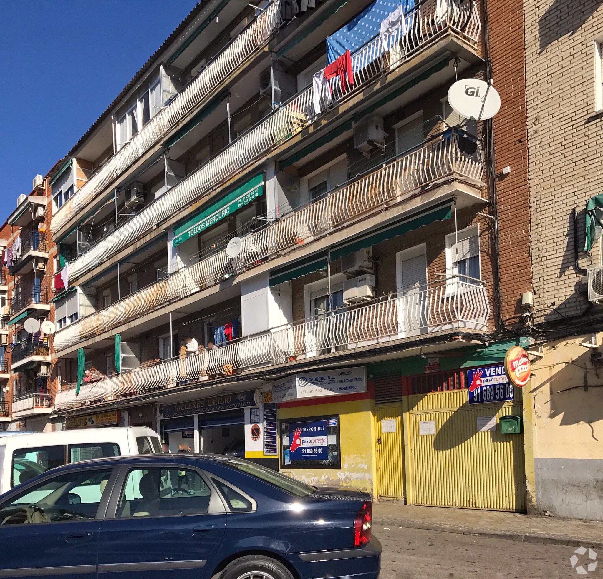 Calle Río Guadiana, Leganés, Madrid for sale Primary Photo- Image 1 of 2