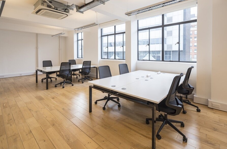 17-21 Emerald St, London to rent - Interior Photo - Image 3 of 22