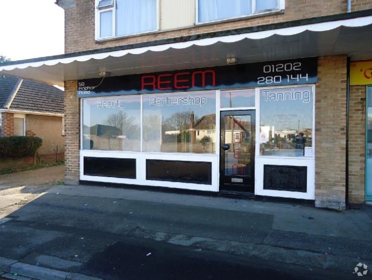 58 Anchor Rd, Bournemouth for sale - Primary Photo - Image 1 of 1