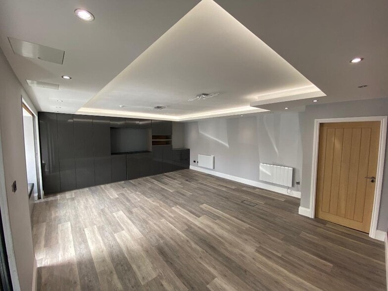 4 Bentinck Rd, Newcastle Upon Tyne to rent - Building Photo - Image 3 of 9