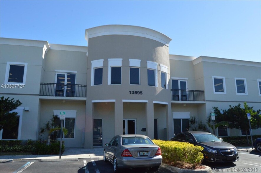 13595 SW 134th Ave, Miami, FL for rent - Building Photo - Image 1 of 3