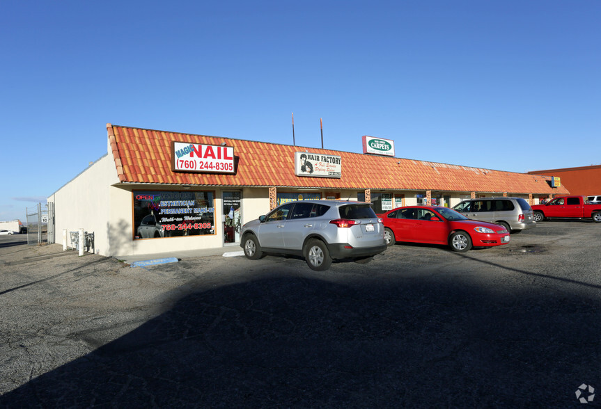 17210-17252 Main St, Hesperia, CA for rent - Primary Photo - Image 1 of 1