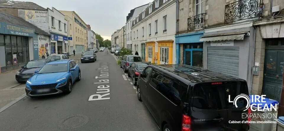 Retail in Nantes to rent - Building Photo - Image 2 of 4