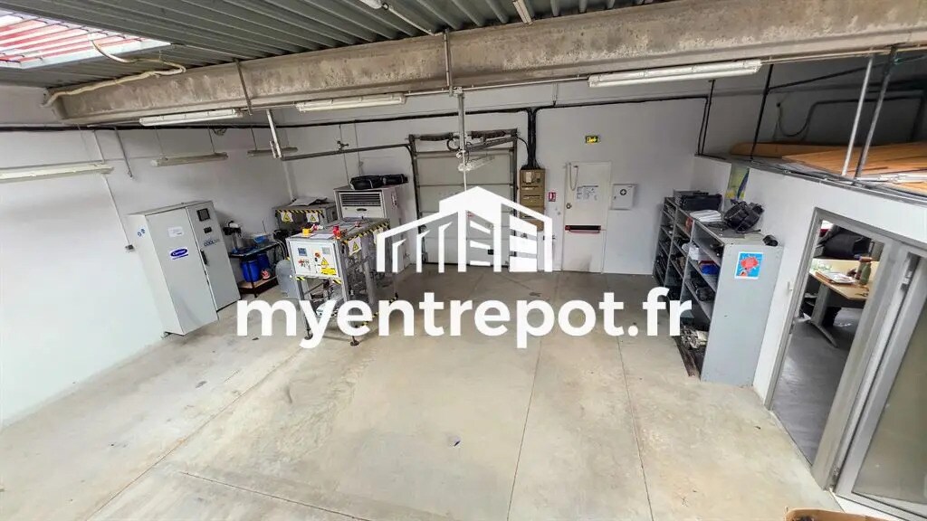 Light Industrial in Aubagne to rent Interior Photo- Image 1 of 9