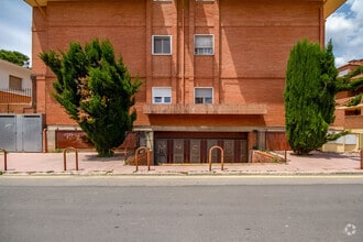 Retail in Torrelaguna, Madrid to rent Interior Photo- Image 2 of 28