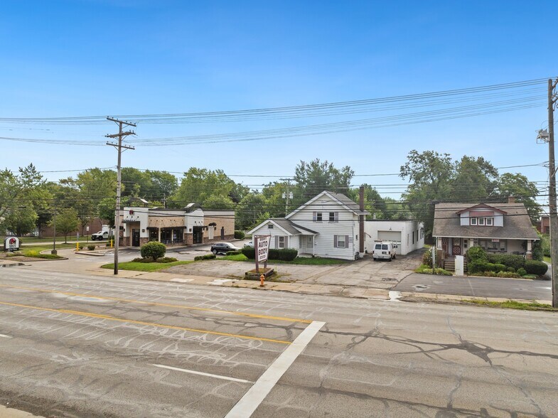 24265 Lorain Rd, North Olmsted, OH for rent - Building Photo - Image 1 of 42