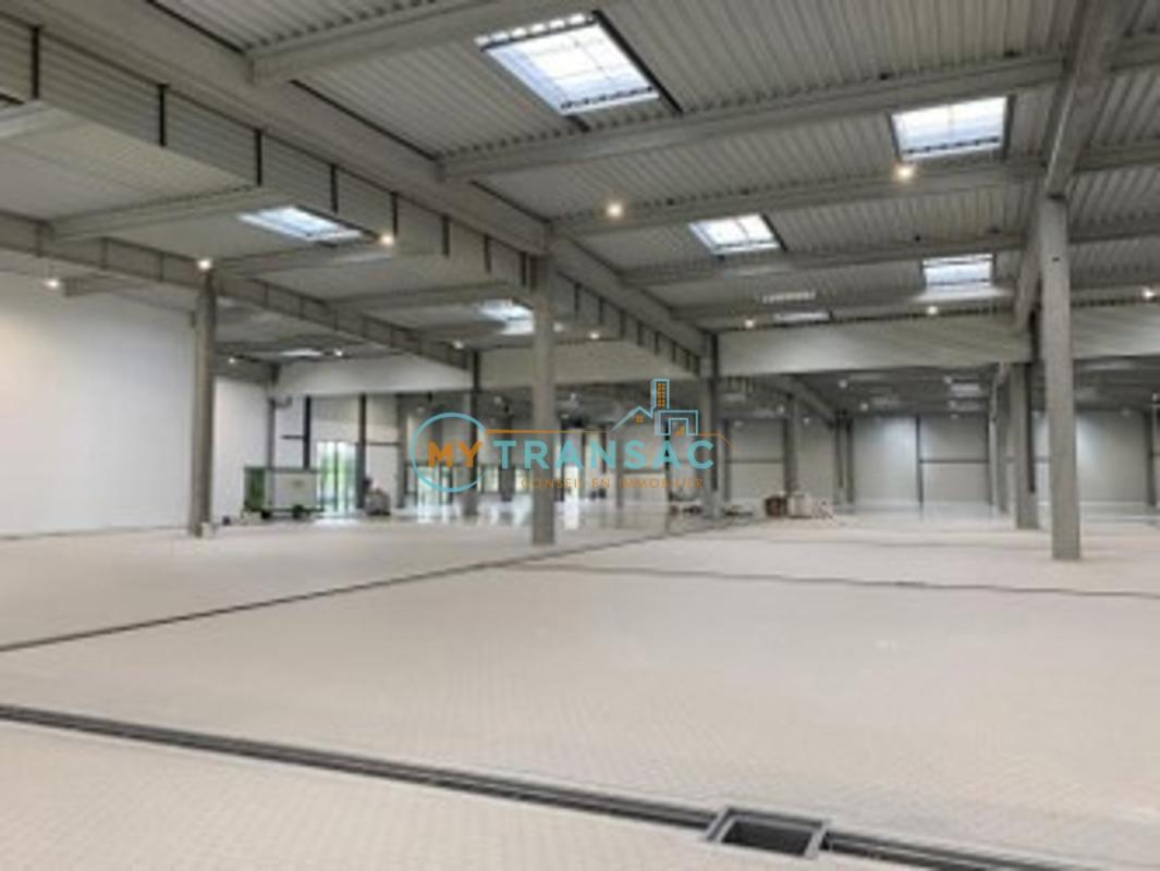 Industrial in Sucy-en-Brie to rent Interior Photo- Image 1 of 14