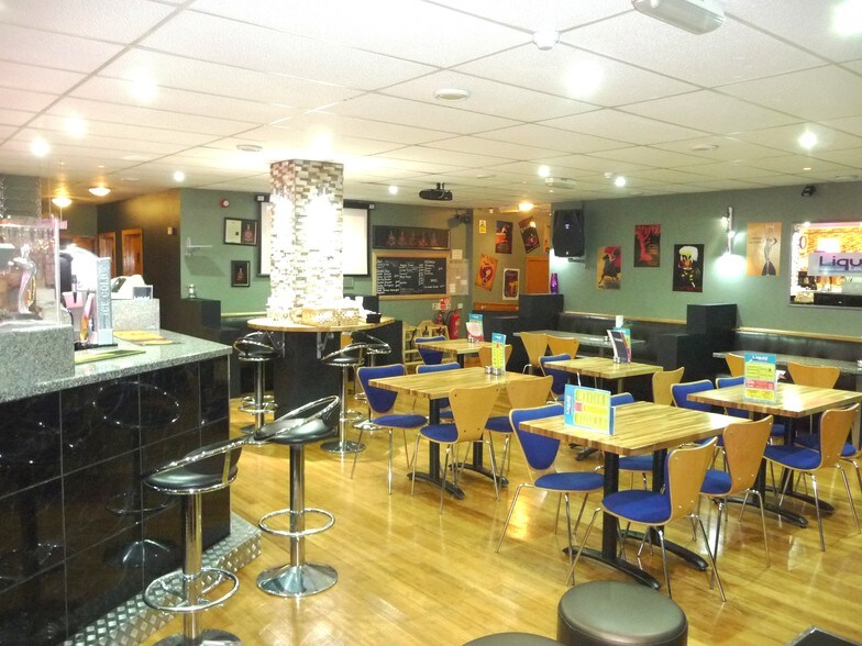 87 Irish St, Dumfries for sale - Building Photo - Image 1 of 1