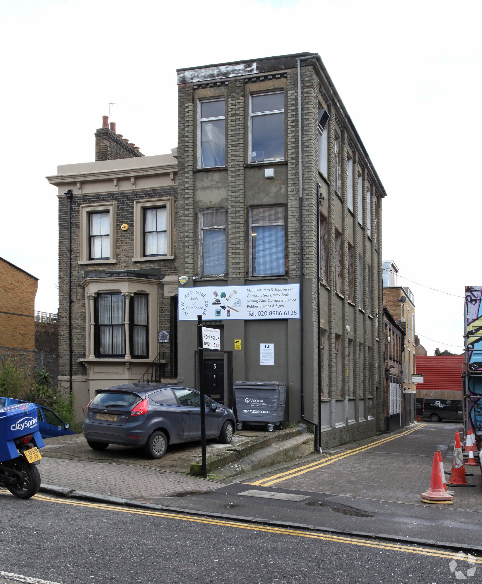 5 Mentmore Ter, London for sale Primary Photo- Image 1 of 1