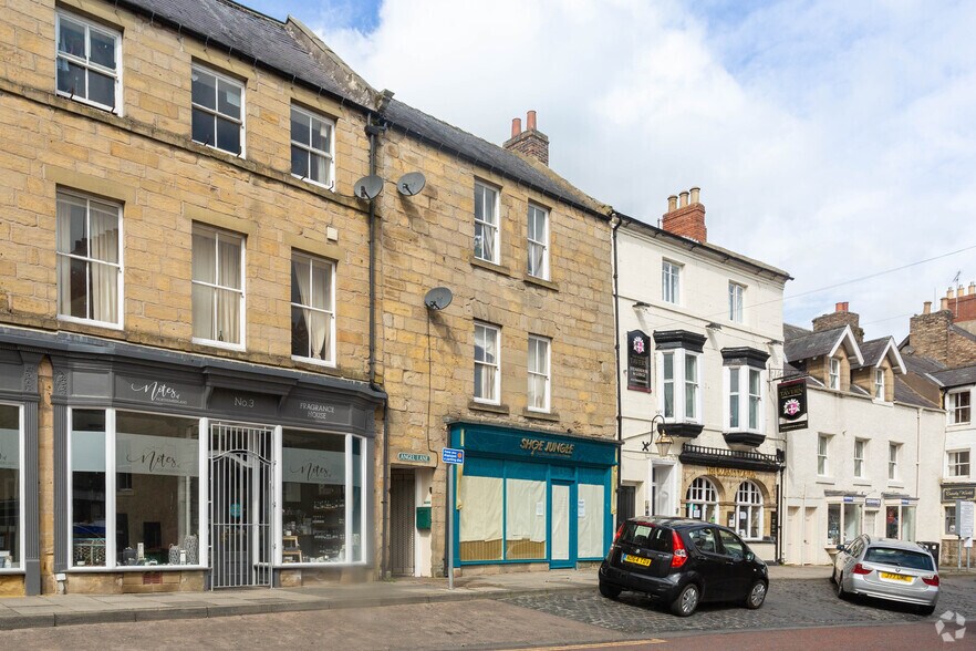 5 Fenkle St, Alnwick for sale - Primary Photo - Image 1 of 1