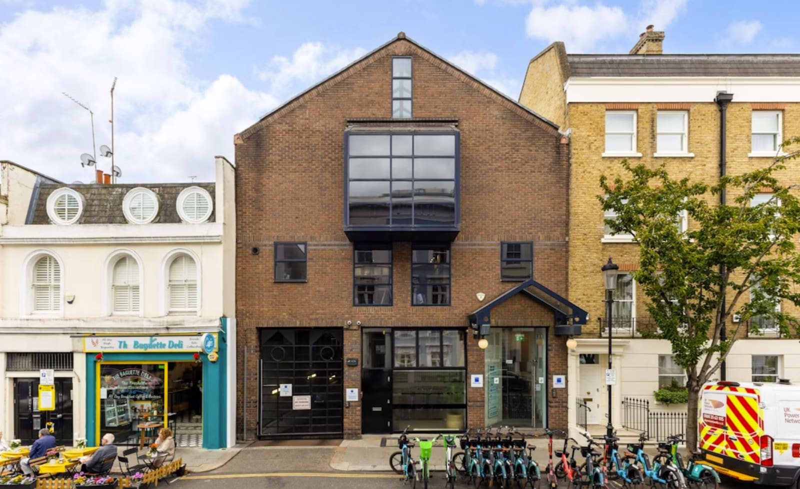 1B Hollywood Rd, London to rent Building Photo- Image 1 of 5