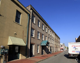 219-221 W Bryan St, Savannah, GA for sale Primary Photo- Image 1 of 1