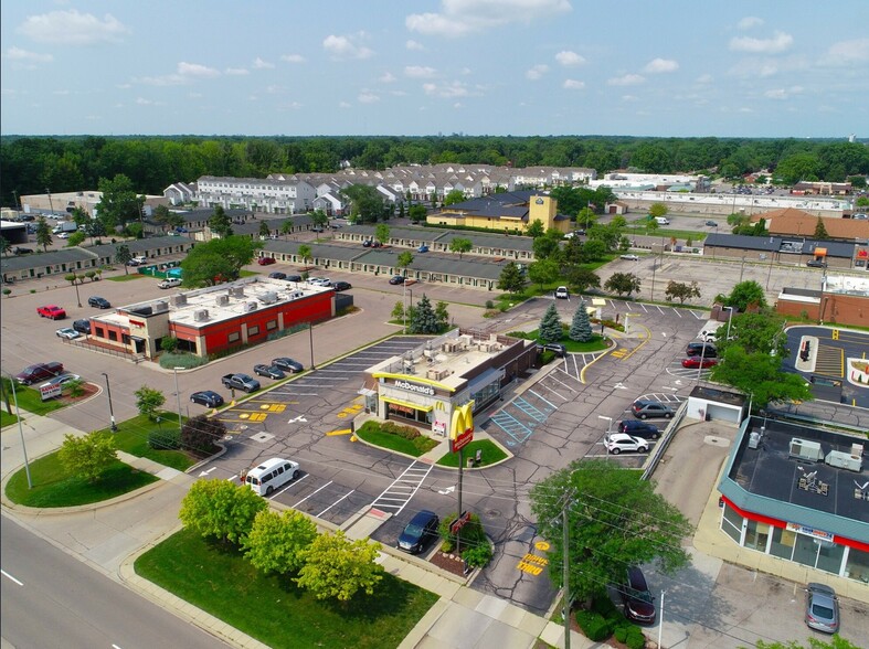 32811 Stephenson Hwy, Royal Oak, MI for sale - Aerial - Image 3 of 4