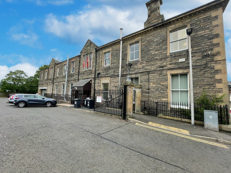 Market St, Galashiels for rent - Building Photo - Image 2 of 2