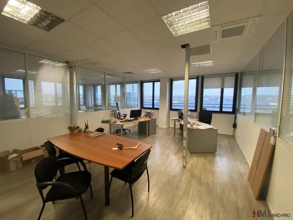 Location Bureaux 409 m² à 818 m² - Photo 1