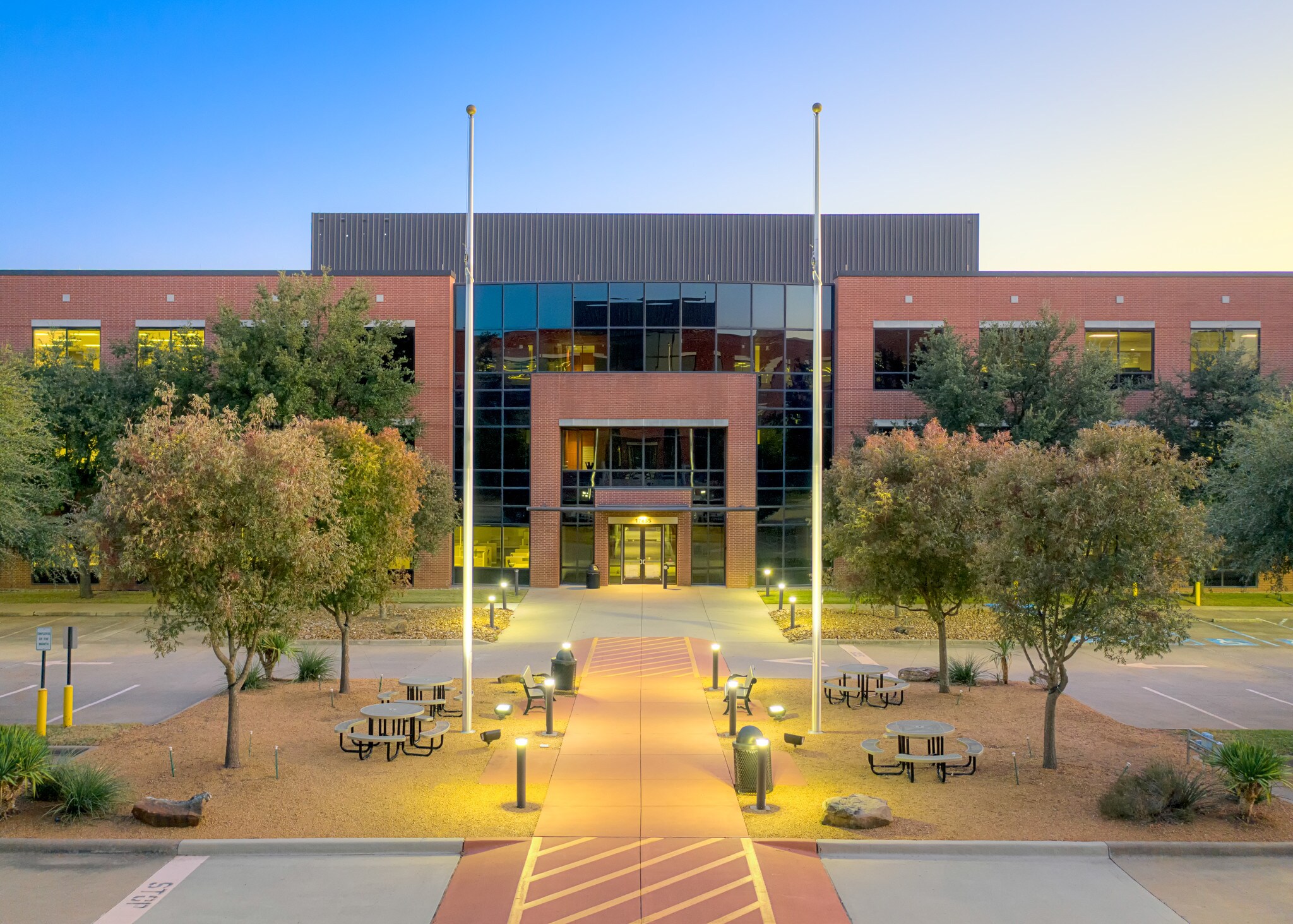 Waterview 190 North & South portfolio of 2 properties for sale on LoopNet.co.uk Primary Photo- Image 1 of 3