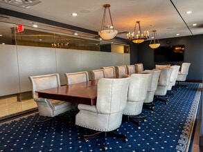 1700 Pacific Ave, Dallas, TX to rent Interior Photo- Image 2 of 20