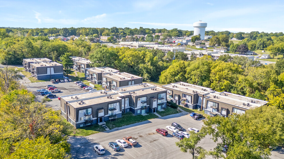 9805 E 61st St, Kansas City, MO for sale - Building Photo - Image 1 of 15