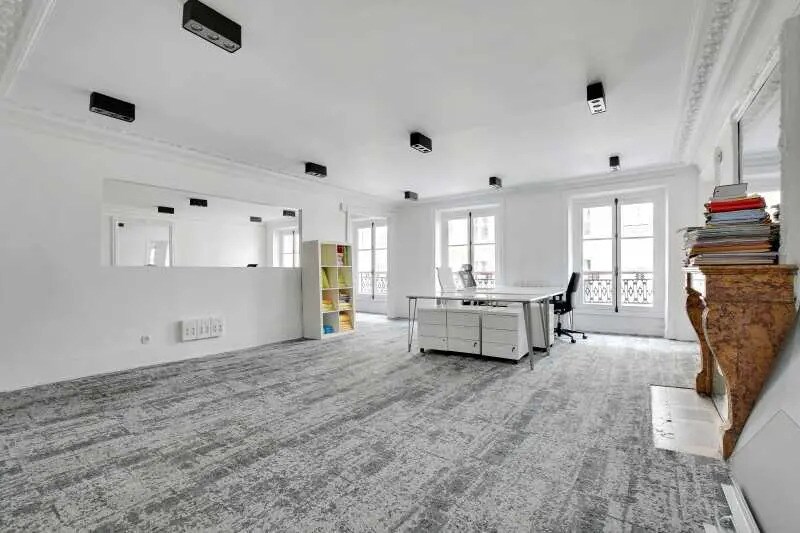 Build-to-Rent in Paris for sale - Interior Photo - Image 3 of 12
